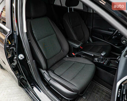 Кіа Ріо, об'ємом двигуна 1.4 л та пробігом 100 тис. км за 13563 $, фото 17 на Automoto.ua