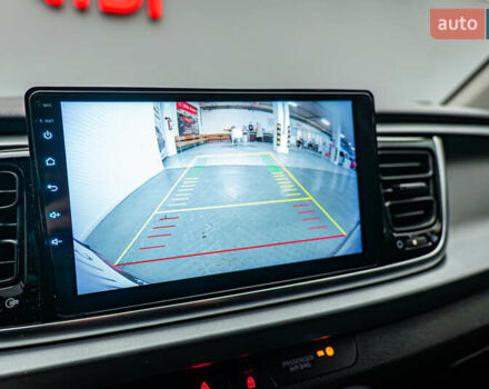 Кіа Ріо, об'ємом двигуна 1.4 л та пробігом 100 тис. км за 13563 $, фото 15 на Automoto.ua