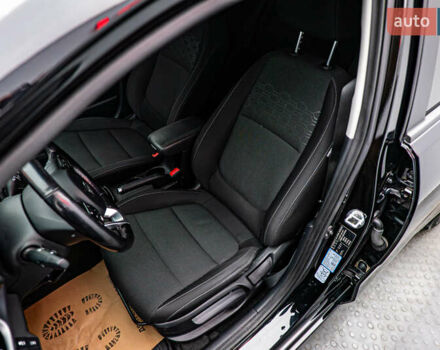 Кіа Ріо, об'ємом двигуна 1.4 л та пробігом 100 тис. км за 13563 $, фото 7 на Automoto.ua