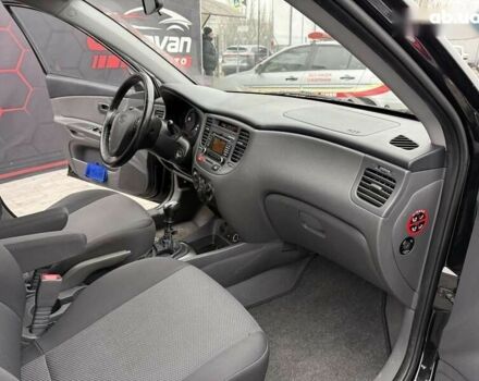 Кіа Ріо, об'ємом двигуна 1.4 л та пробігом 166 тис. км за 6000 $, фото 16 на Automoto.ua