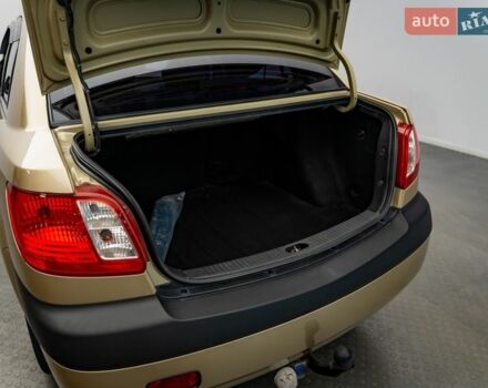 Киа Рио, объемом двигателя 1.4 л и пробегом 140 тыс. км за 5934 $, фото 6 на Automoto.ua