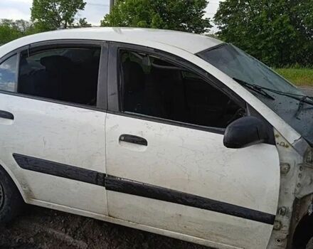 Киа Рио, объемом двигателя 1.6 л и пробегом 210 тыс. км за 700 $, фото 2 на Automoto.ua