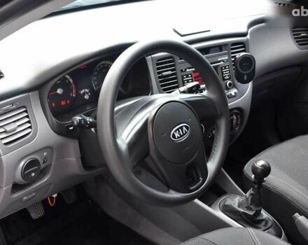 Киа Рио, объемом двигателя 1.4 л и пробегом 194 тыс. км за 4700 $, фото 16 на Automoto.ua