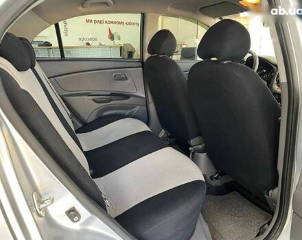 Киа Рио, объемом двигателя 1.4 л и пробегом 98 тыс. км за 5990 $, фото 29 на Automoto.ua