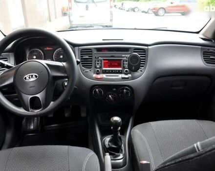 Киа Рио, объемом двигателя 1.4 л и пробегом 194 тыс. км за 4700 $, фото 28 на Automoto.ua
