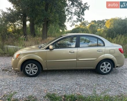 Кіа Ріо, об'ємом двигуна 1.6 л та пробігом 271 тис. км за 4000 $, фото 1 на Automoto.ua