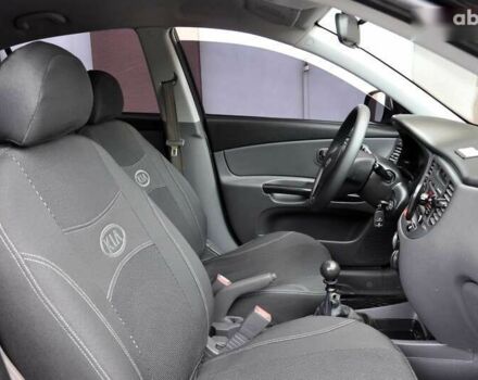 Киа Рио, объемом двигателя 1.4 л и пробегом 194 тыс. км за 4700 $, фото 27 на Automoto.ua