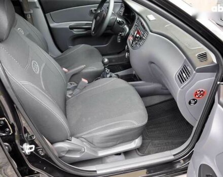 Киа Рио, объемом двигателя 1.4 л и пробегом 194 тыс. км за 4700 $, фото 26 на Automoto.ua