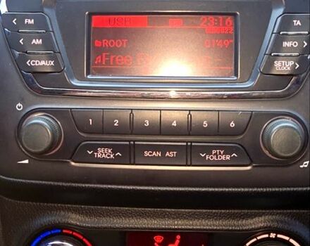 Киа Рио, объемом двигателя 1.6 л и пробегом 231 тыс. км за 5800 $, фото 7 на Automoto.ua