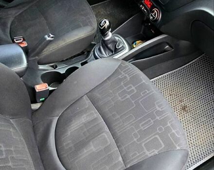 Киа Рио, объемом двигателя 1.6 л и пробегом 231 тыс. км за 5800 $, фото 9 на Automoto.ua