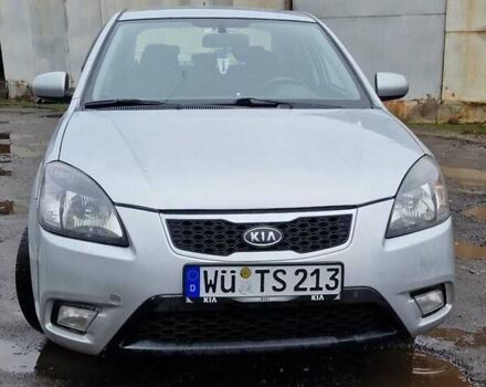 Киа Рио, объемом двигателя 1.4 л и пробегом 102 тыс. км за 1950 $, фото 1 на Automoto.ua