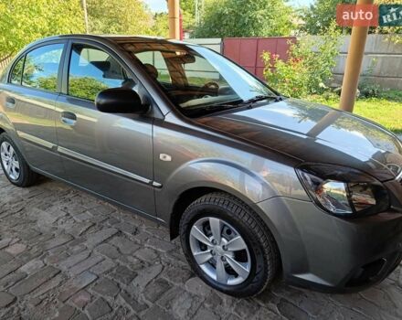 Киа Рио, объемом двигателя 1.4 л и пробегом 168 тыс. км за 5200 $, фото 2 на Automoto.ua