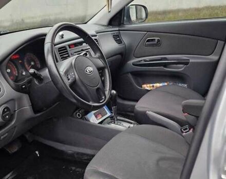 Киа Рио, объемом двигателя 1.4 л и пробегом 102 тыс. км за 1950 $, фото 7 на Automoto.ua