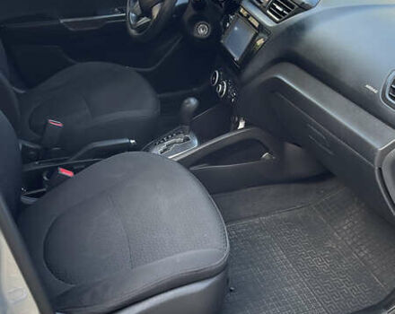 Киа Рио, объемом двигателя 1.4 л и пробегом 80 тыс. км за 7900 $, фото 8 на Automoto.ua