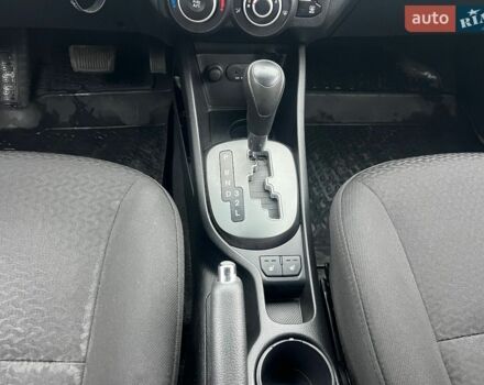Кіа Ріо, об'ємом двигуна 1.6 л та пробігом 123 тис. км за 8500 $, фото 21 на Automoto.ua
