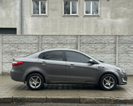 Киа Рио, объемом двигателя 1.4 л и пробегом 100 тыс. км за 8200 $, фото 4 на Automoto.ua