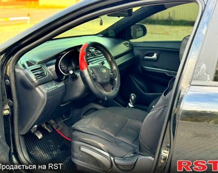 Киа Рио, объемом двигателя 1.4 л и пробегом 250 тыс. км за 6500 $, фото 4 на Automoto.ua