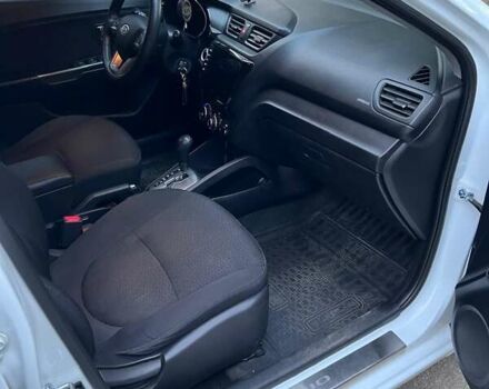Киа Рио, объемом двигателя 1.59 л и пробегом 85 тыс. км за 8450 $, фото 5 на Automoto.ua