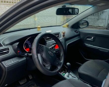 Киа Рио, объемом двигателя 1.6 л и пробегом 220 тыс. км за 7500 $, фото 7 на Automoto.ua