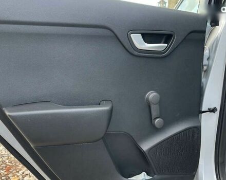 Киа Рио, объемом двигателя 1.4 л и пробегом 148 тыс. км за 8799 $, фото 26 на Automoto.ua