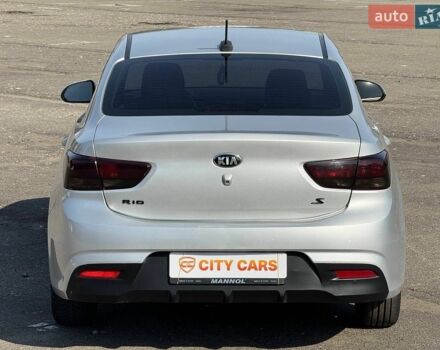 Киа Рио, объемом двигателя 1.6 л и пробегом 180 тыс. км за 10500 $, фото 12 на Automoto.ua