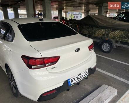Кіа Ріо, об'ємом двигуна 1.59 л та пробігом 100 тис. км за 10000 $, фото 5 на Automoto.ua