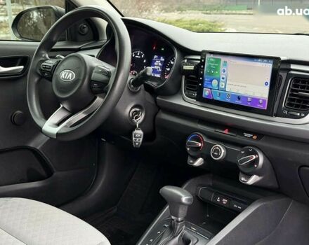 Киа Рио, объемом двигателя 1.6 л и пробегом 135 тыс. км за 9800 $, фото 21 на Automoto.ua