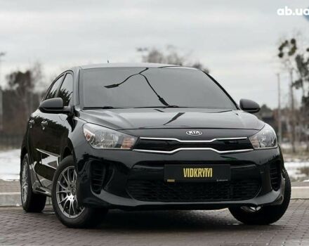 Киа Рио, объемом двигателя 1.6 л и пробегом 135 тыс. км за 9800 $, фото 6 на Automoto.ua