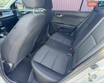 Киа Рио, объемом двигателя 1.6 л и пробегом 180 тыс. км за 10500 $, фото 20 на Automoto.ua