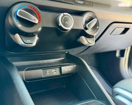 Кіа Ріо, об'ємом двигуна 1.6 л та пробігом 80 тис. км за 12400 $, фото 24 на Automoto.ua