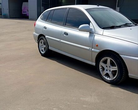 Киа Рио, объемом двигателя 1.3 л и пробегом 374 тыс. км за 3000 $, фото 3 на Automoto.ua