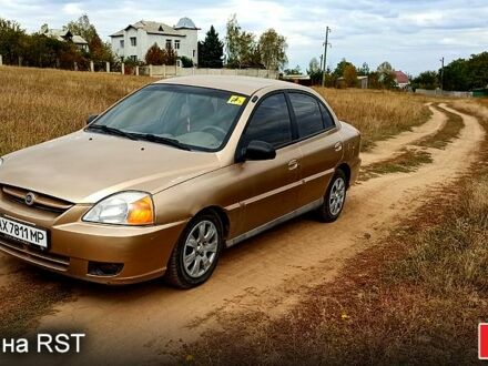 Киа Рио, объемом двигателя 1.5 л и пробегом 170 тыс. км за 2500 $, фото 1 на Automoto.ua