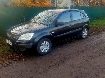 Киа Рио, объемом двигателя 1.4 л и пробегом 150 тыс. км за 3500 $, фото 1 на Automoto.ua