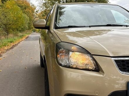 Киа Рио, объемом двигателя 1.4 л и пробегом 112 тыс. км за 5350 $, фото 1 на Automoto.ua
