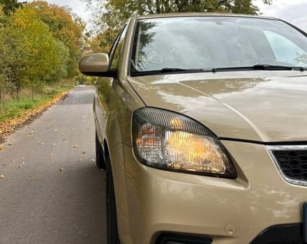 Киа Рио, объемом двигателя 1.4 л и пробегом 112 тыс. км за 5350 $, фото 1 на Automoto.ua