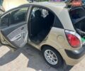 Желтый Киа Рио, объемом двигателя 1.4 л и пробегом 221 тыс. км за 4300 $, фото 4 на Automoto.ua