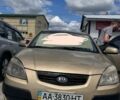Желтый Киа Рио, объемом двигателя 1.4 л и пробегом 336 тыс. км за 3600 $, фото 4 на Automoto.ua