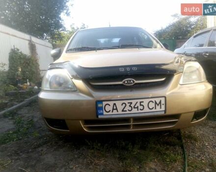 Желтый Киа Рио, объемом двигателя 1.3 л и пробегом 150 тыс. км за 3950 $, фото 6 на Automoto.ua