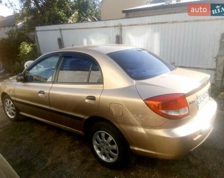 Желтый Киа Рио, объемом двигателя 1.3 л и пробегом 150 тыс. км за 3950 $, фото 10 на Automoto.ua