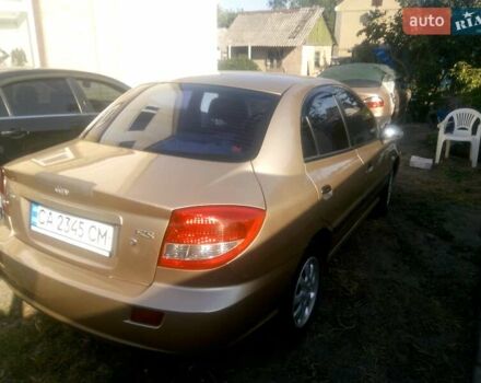 Желтый Киа Рио, объемом двигателя 1.3 л и пробегом 150 тыс. км за 3950 $, фото 3 на Automoto.ua