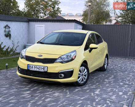 Желтый Киа Рио, объемом двигателя 1.59 л и пробегом 139 тыс. км за 9600 $, фото 2 на Automoto.ua