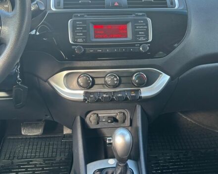 Желтый Киа Рио, объемом двигателя 1.6 л и пробегом 140 тыс. км за 8700 $, фото 9 на Automoto.ua
