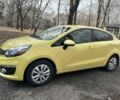 Желтый Киа Рио, объемом двигателя 1.6 л и пробегом 145 тыс. км за 8800 $, фото 1 на Automoto.ua