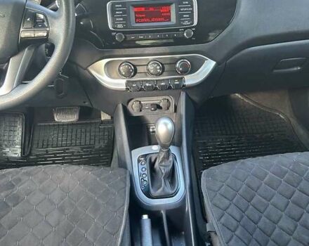 Жовтий Кіа Ріо, об'ємом двигуна 1.59 л та пробігом 140 тис. км за 8999 $, фото 7 на Automoto.ua
