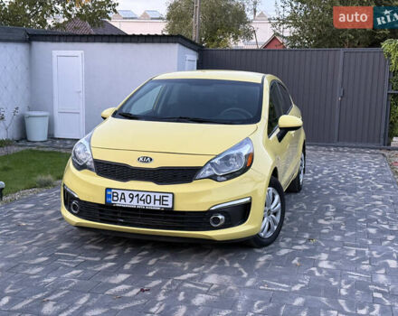 Желтый Киа Рио, объемом двигателя 1.59 л и пробегом 139 тыс. км за 9600 $, фото 3 на Automoto.ua