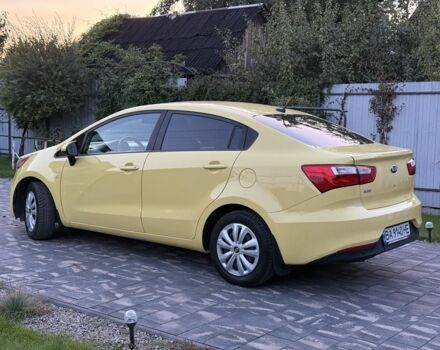 Желтый Киа Рио, объемом двигателя 1.6 л и пробегом 139 тыс. км за 9600 $, фото 4 на Automoto.ua
