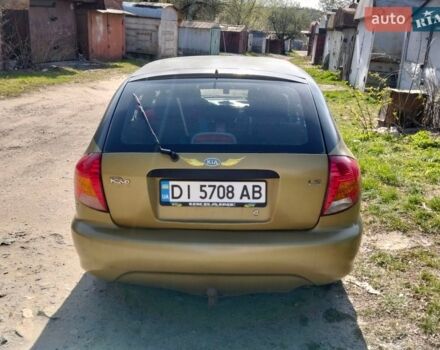 Желтый Киа Рио, объемом двигателя 1.5 л и пробегом 147 тыс. км за 1800 $, фото 6 на Automoto.ua