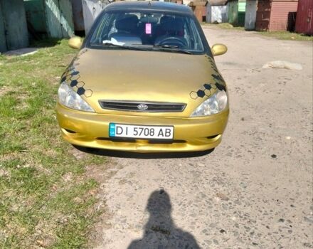 Желтый Киа Рио, объемом двигателя 1.5 л и пробегом 147 тыс. км за 1550 $, фото 1 на Automoto.ua