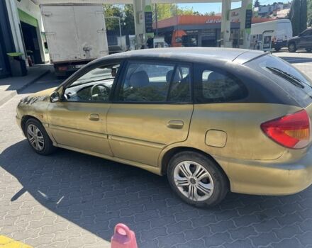 Жовтий Кіа Ріо, об'ємом двигуна 1.5 л та пробігом 150 тис. км за 1350 $, фото 1 на Automoto.ua