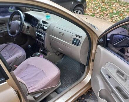 Жовтий Кіа Ріо, об'ємом двигуна 1.3 л та пробігом 156 тис. км за 2500 $, фото 10 на Automoto.ua
